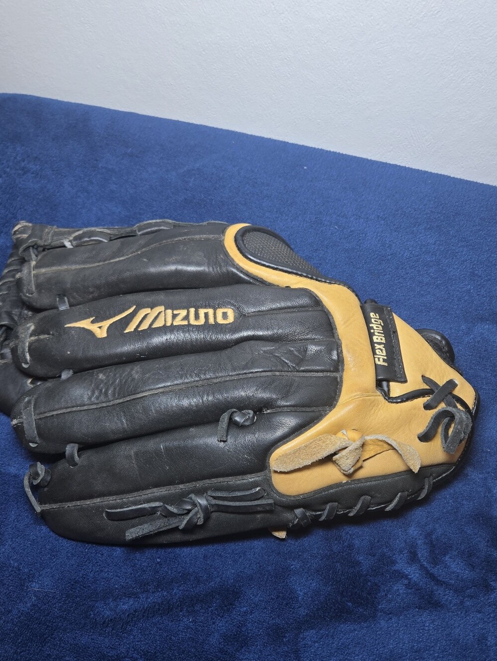 Mizuno Baseball Softball Glove Mitt Supreme Series 13 In. GSP 1303 leather